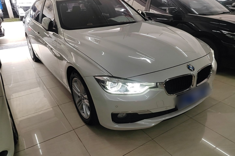 BMW 3 Series 2017 #4 BMW 3 Series 2017 car image #4