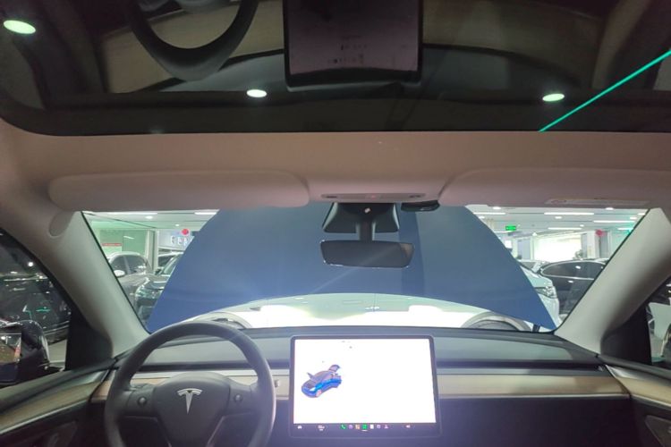Tesla Model Y 2021 #20 Tesla Model Y 2021 car image #20