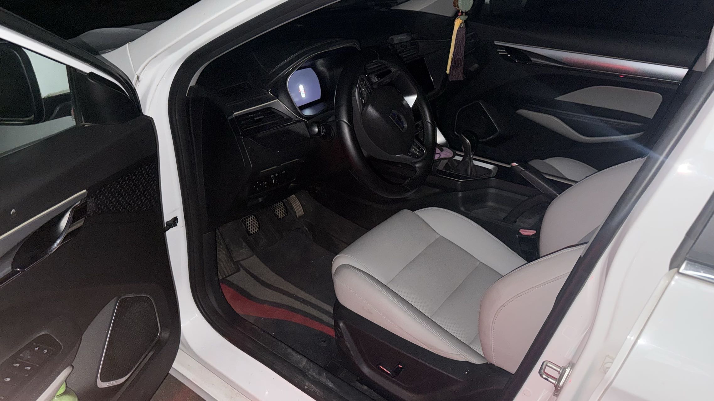 GEELY Binray 2018 #4 GEELY Binray 2018 car image #4