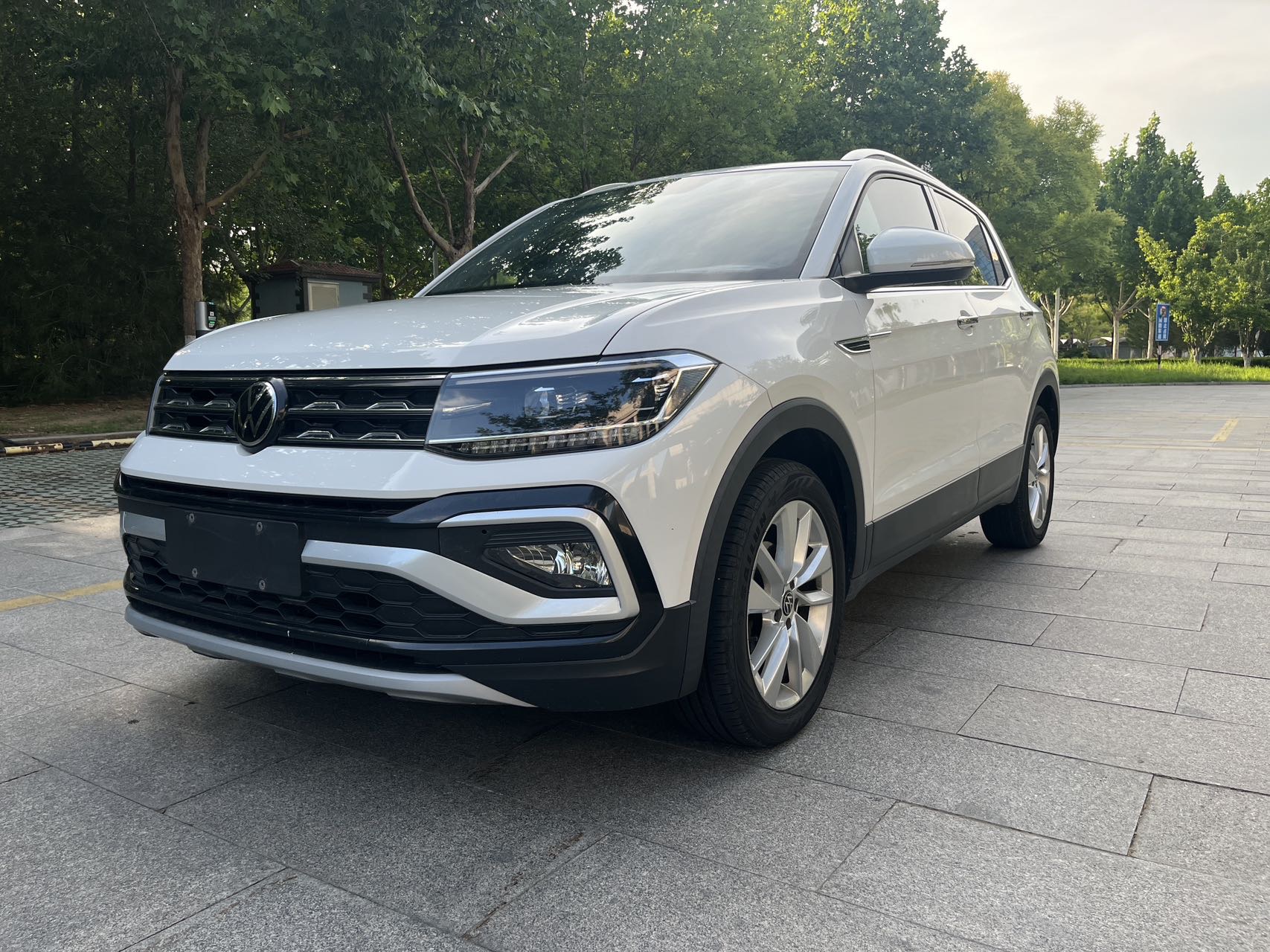 Volkswagen T-Cross 2021 Volkswagen T-Cross 2021 car image