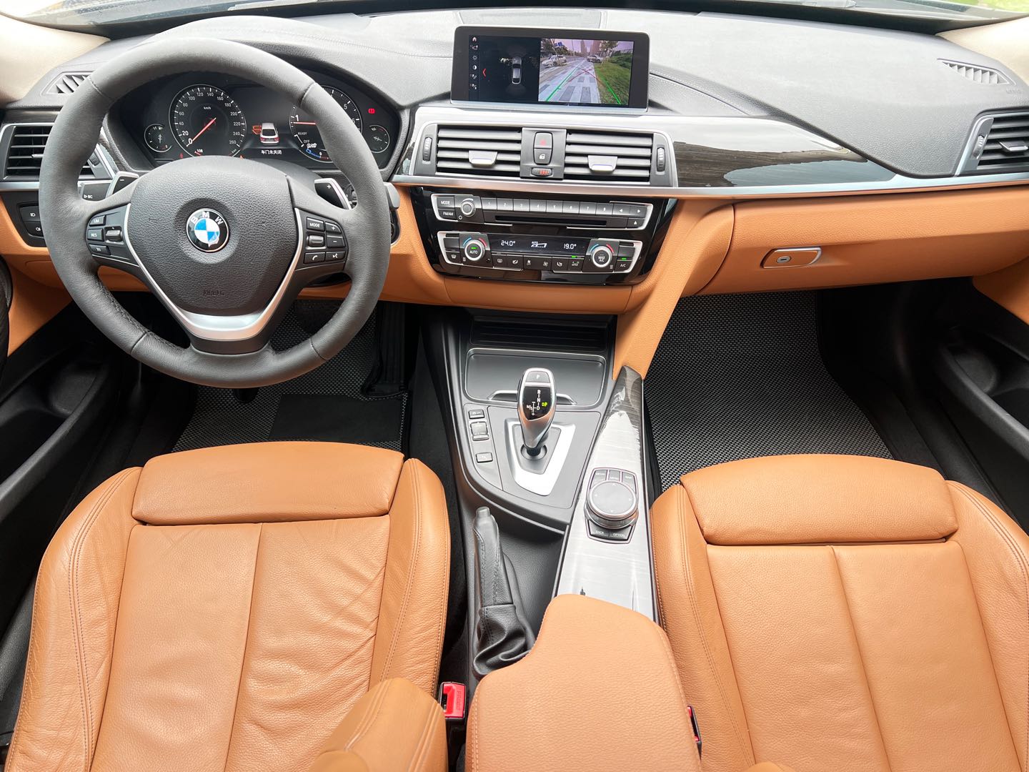 BMW 3 Series GT 2019 #6 BMW 3 Series GT 2019 car image #6