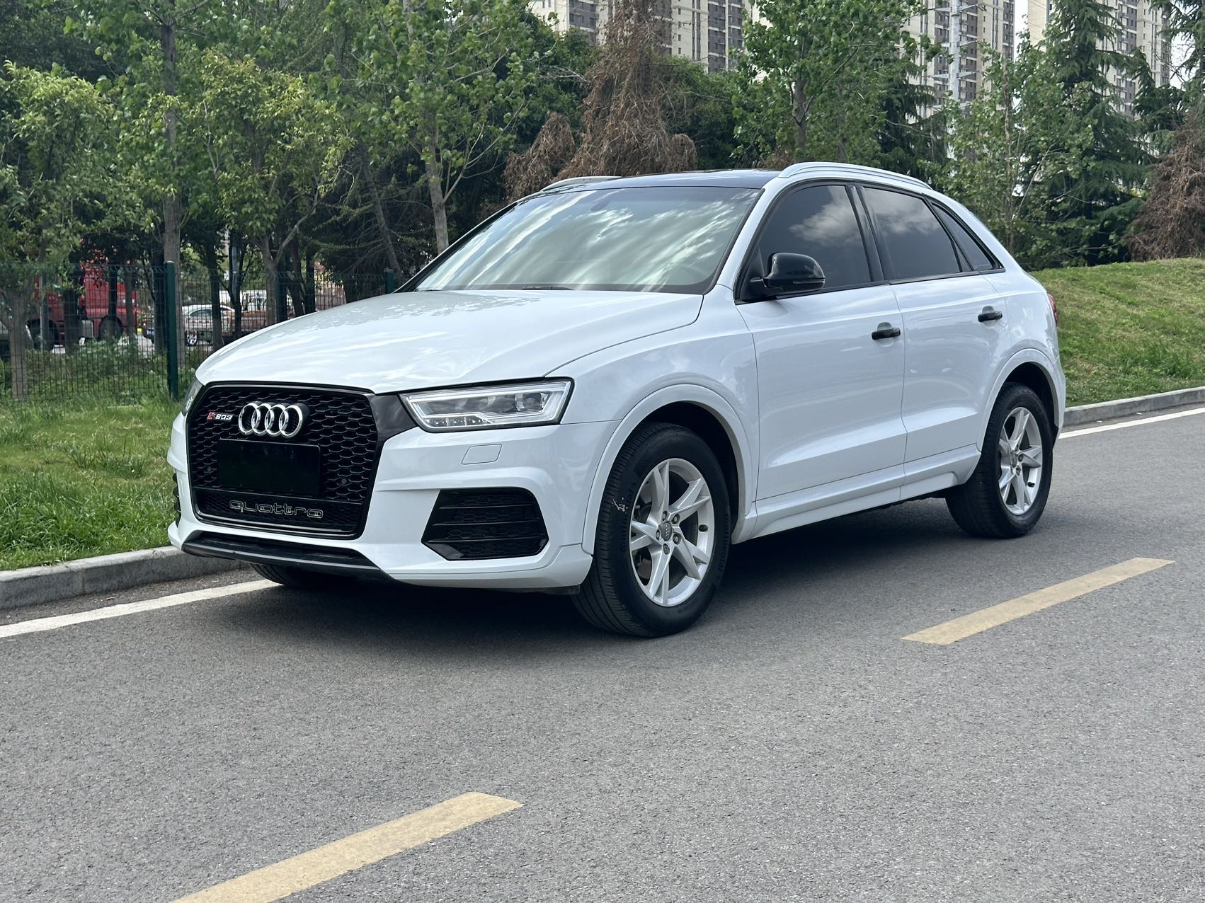 2018 2018 car image