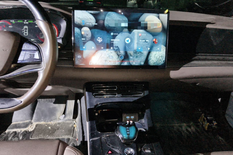 BYD Han 2022 immagine di auto #15