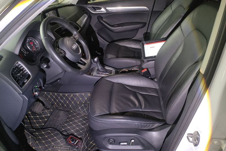 Audi Q3 2018 #15 Audi Q3 2018 car image #15