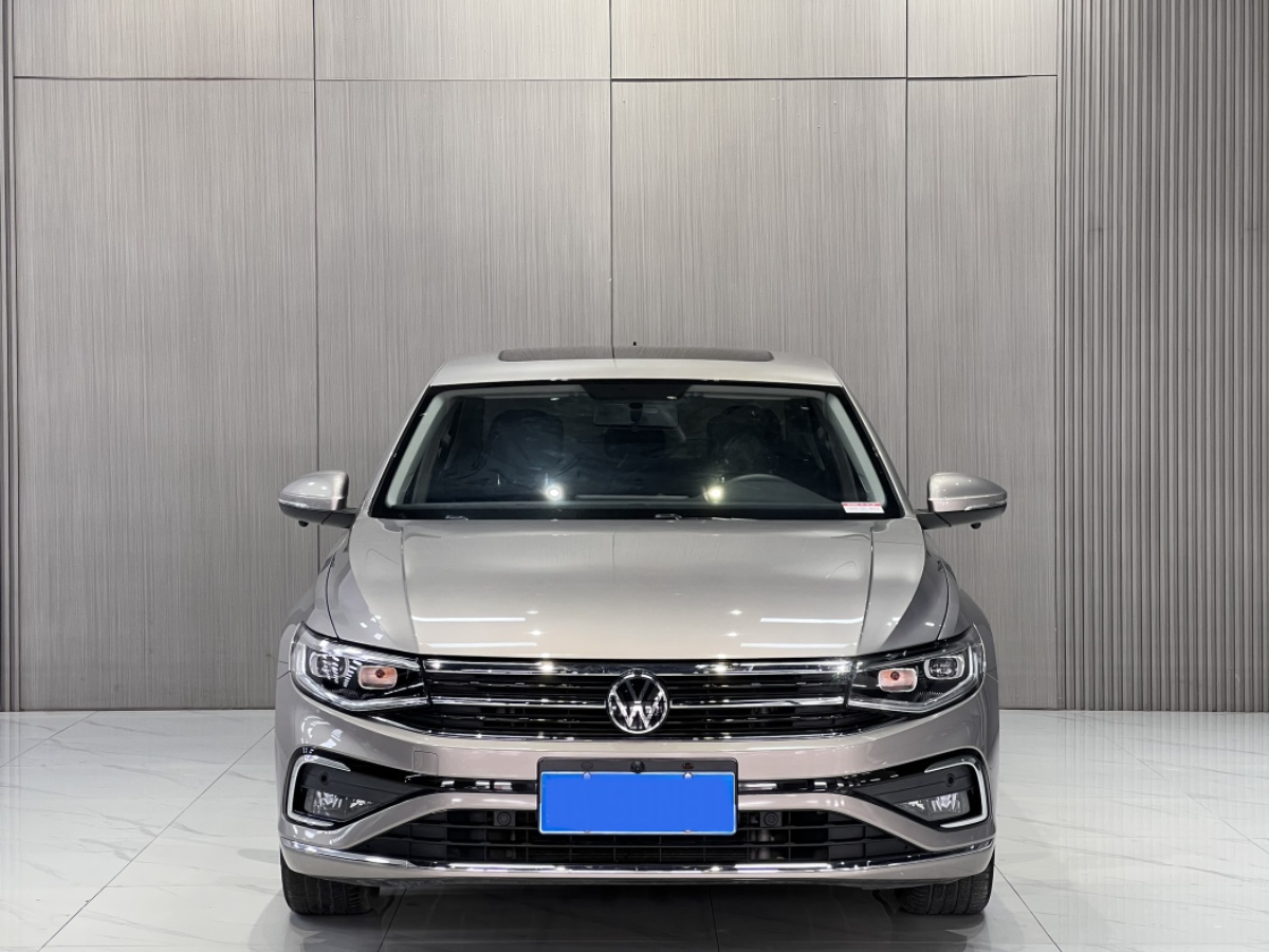 Volkswagen Bora 2022 car image #2