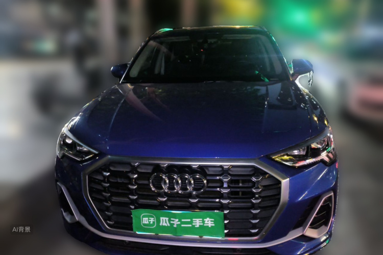 Audi Q3 2020 car image #3