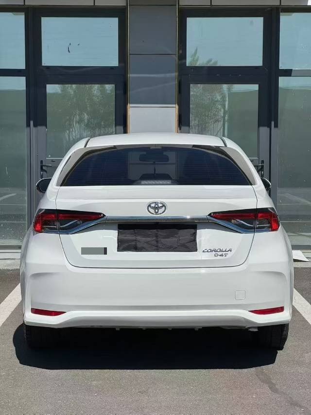 Toyota Corolla 2023 immagine di auto #6