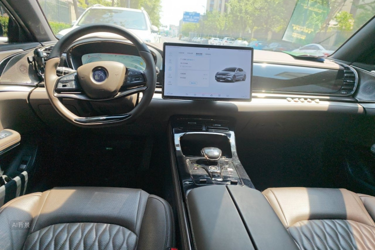 BYD Han 2023 car image #11