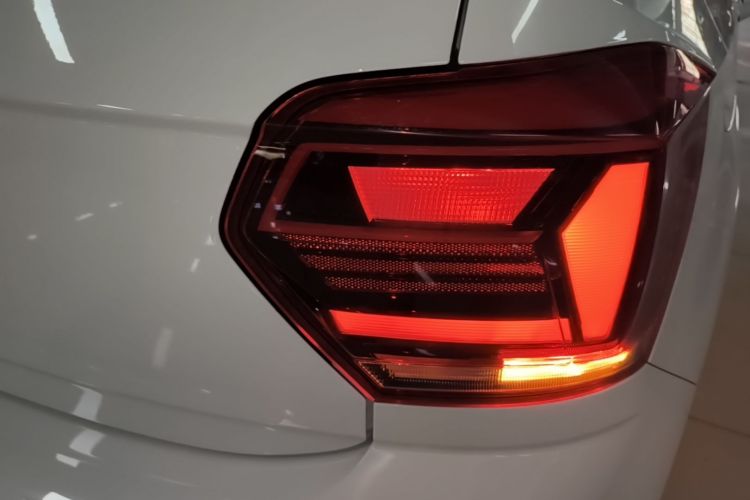 Volkswagen Polo 2024 car image #8