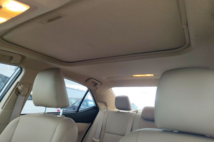 Toyota Corolla 2014 car image #18