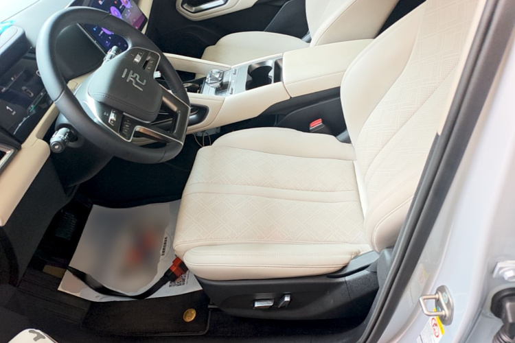 BYD YuanUP 2024 #15 BYD YuanUP 2024 car image #15