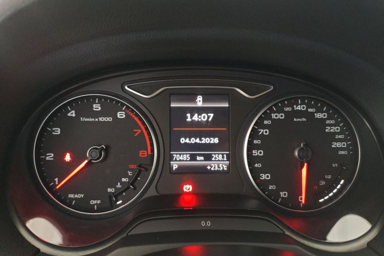 Audi A3 2017 car image #17