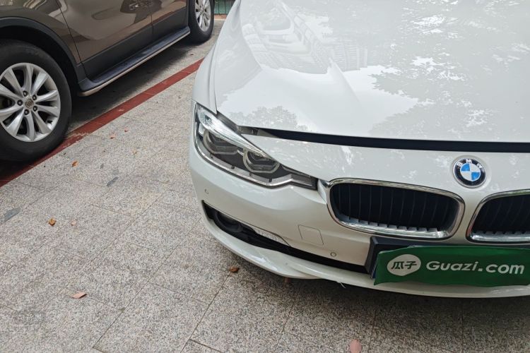 BMW 3 Series 2017 #8 BMW 3 Series 2017 car image #8