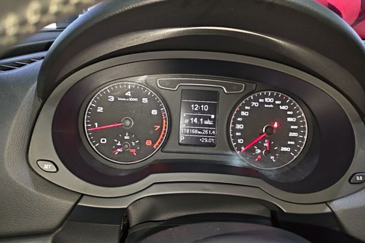 Audi Q3 2016 #12 Audi Q3 2016 car image #12