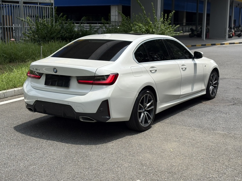 BMW 3 Series 2023 car image #4