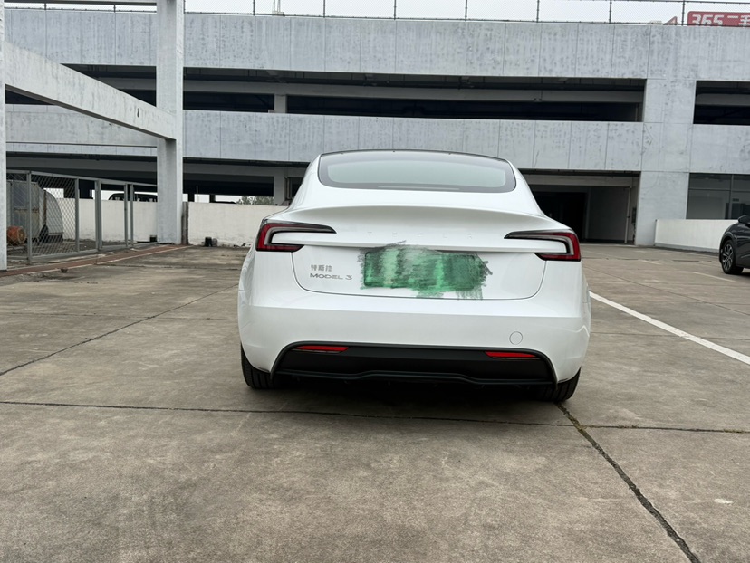 Tesla Model 3 2024 #9 Tesla Model 3 2024 car image #9