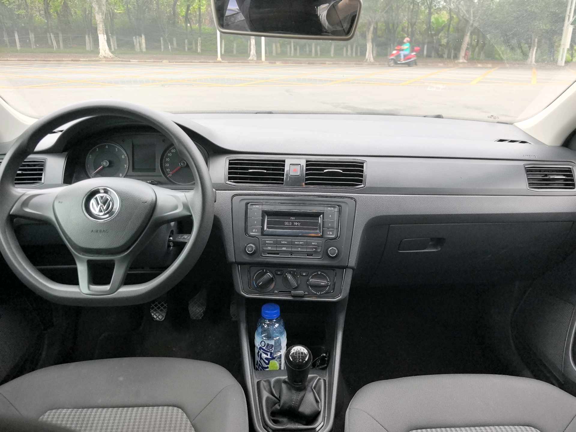 Volkswagen Santana 2017 car image #5