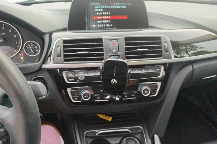 BMW 3 Series 2018 #13 BMW 3 Series 2018 car image #13