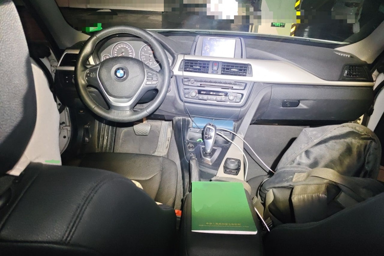 BMW 3 Series GT 2016 car image #7