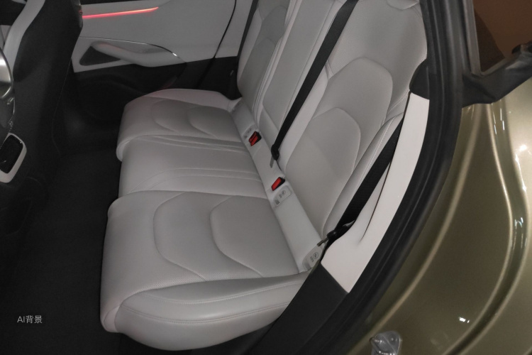 MI SU7 2024 car image #19