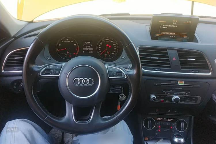 Audi Q3 2016 image de voiture #11