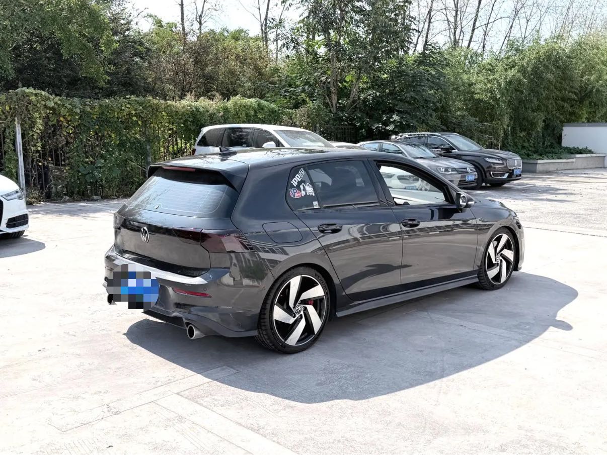 Volkswagen GolfGTI 2023 car image #6
