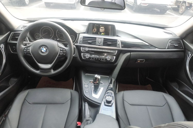 BMW 3 Series 2016 #10 BMW 3 Series 2016 car image #10