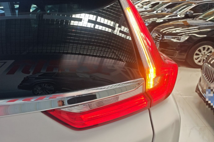 Honda CR-V 2018 car image #8