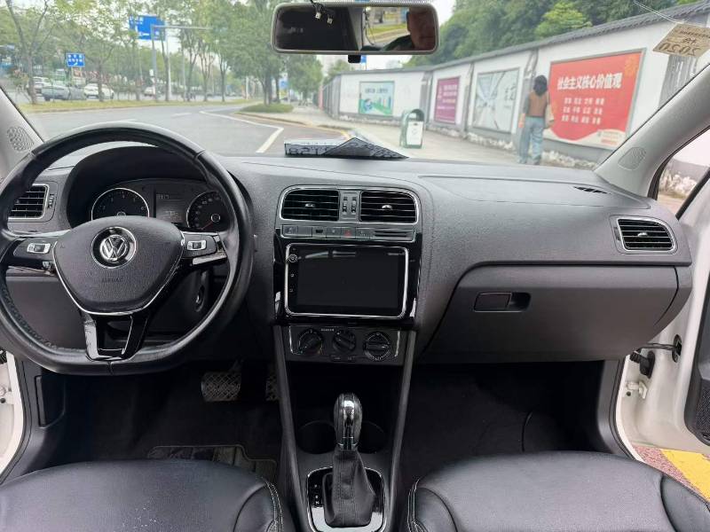 Volkswagen Polo 2018 image de voiture #8