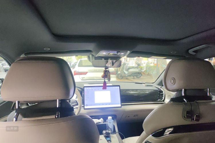 BYD Han 2024 imagen de coche #20