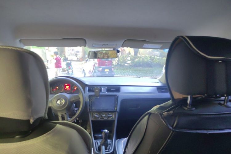 Volkswagen Santana 2016 car image #16