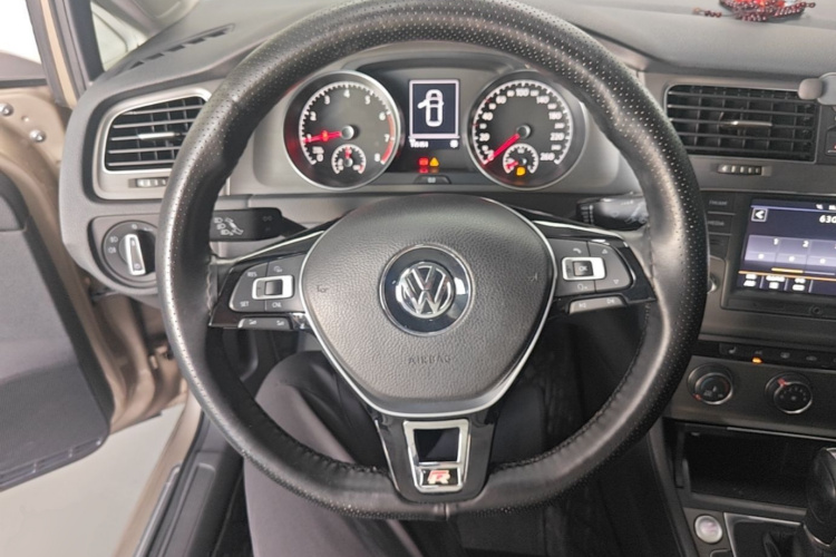 Volkswagen Golf 2017 #11 Volkswagen Golf 2017 car image #11