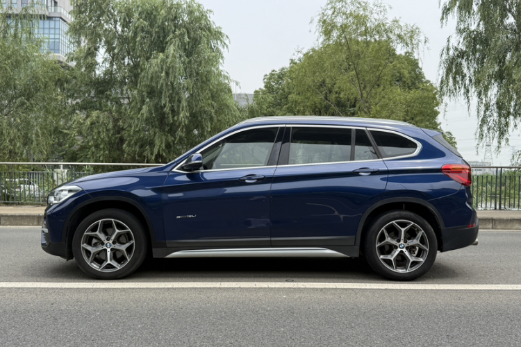 BMW X1 2018 #5 BMW X1 2018 car image #5