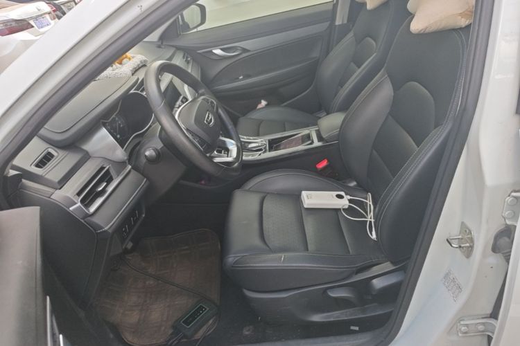 GEELY Emgrand 2021 #15 GEELY Emgrand 2021 car image #15