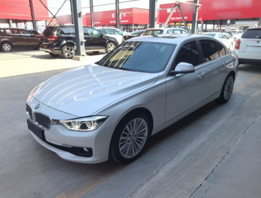 BMW 3 Series 2018 BMW 3 Series 2018 car image