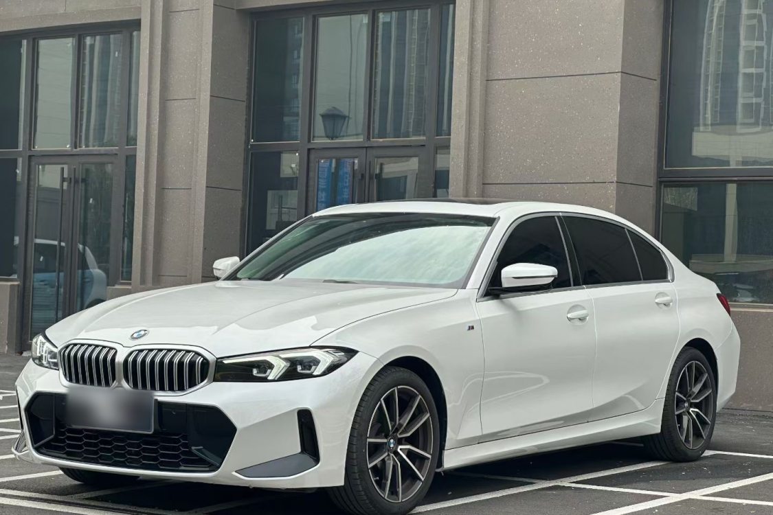 BMW 3 Series 2024 BMW 3 Series 2024 car image