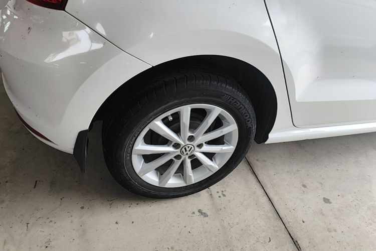 Volkswagen Polo 2017 #10 Volkswagen Polo 2017 car image #10