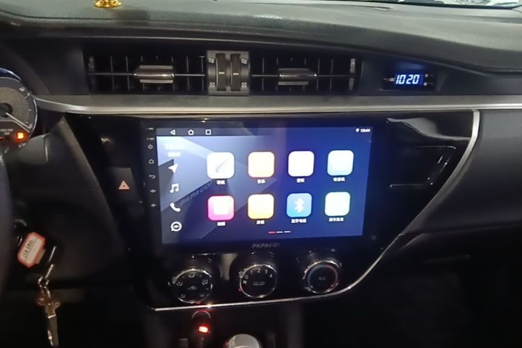 Toyota Corolla 2018 car image #13