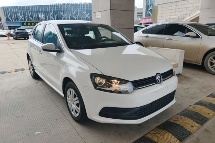 Volkswagen Polo 2017 car image #4