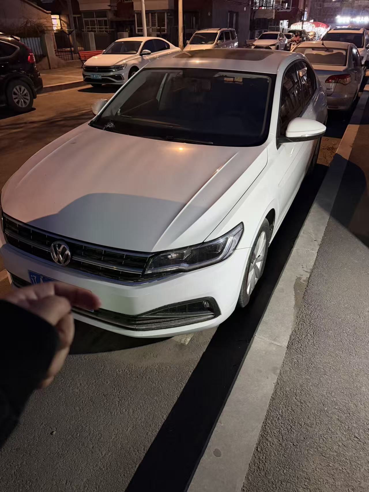 Volkswagen Bora 2021 car image 