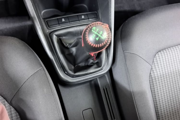 Volkswagen Santana 2021 car image #18