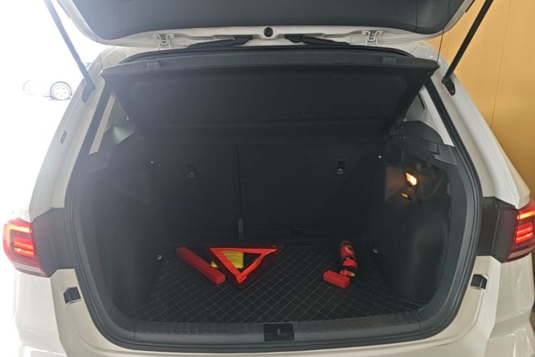 Volkswagen Tharu 2022 car image #19