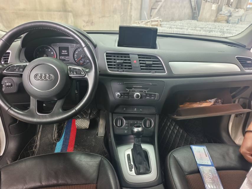 Audi Q3 2019 #4 Audi Q3 2019 car image #4