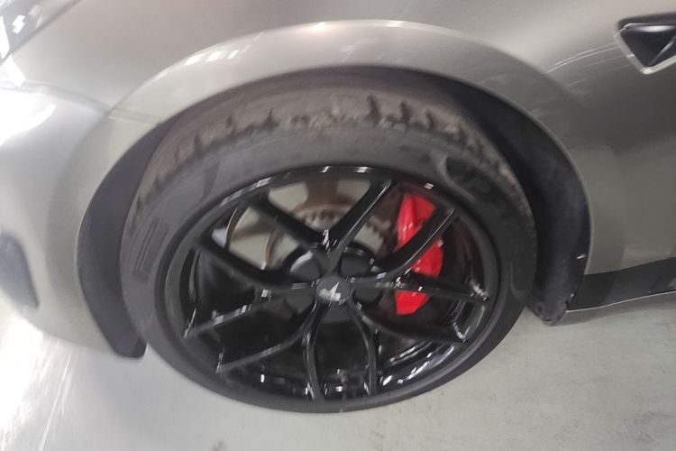 Tesla Model 3 2023 car image #9