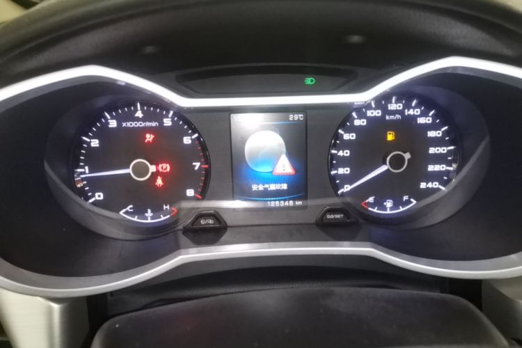 GEELY Emgrand GL 2017 car image #12