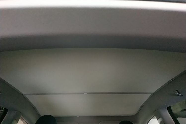 Tesla Model Y 2024 #20 Tesla Model Y 2024 car image #20