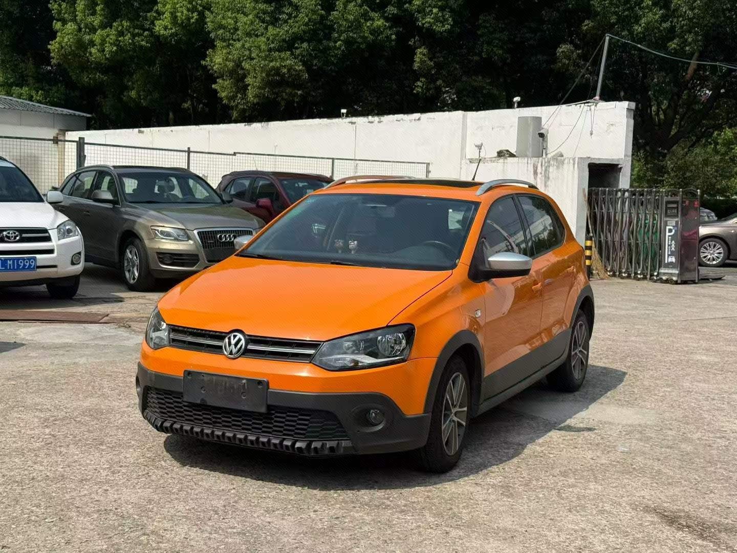 Volkswagen Polo 2013 car image 