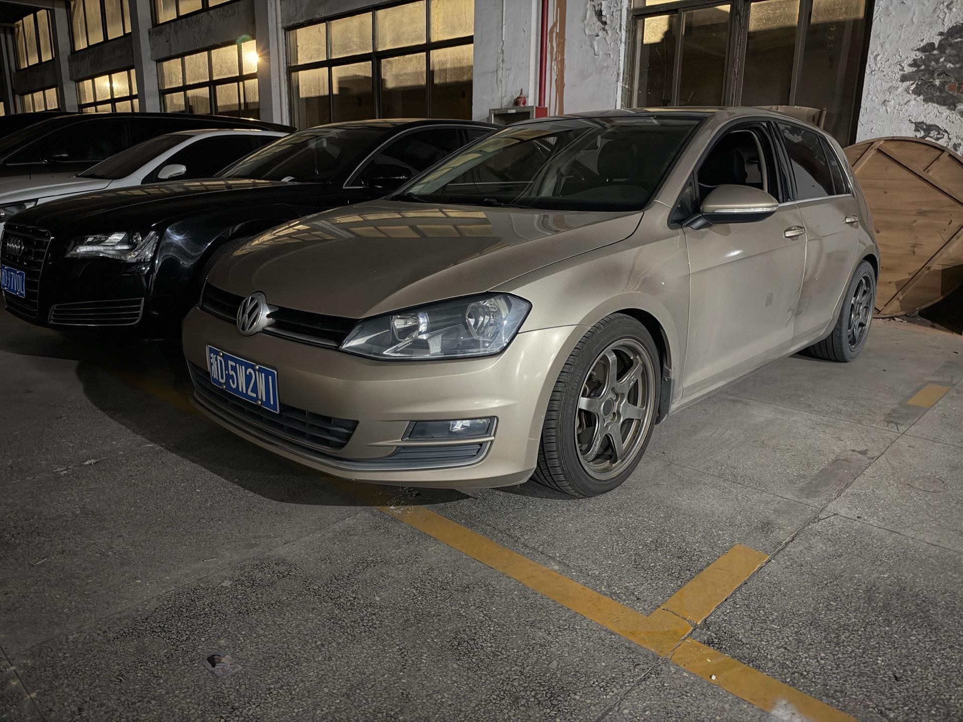 Volkswagen Golf 2016 Volkswagen Golf 2016 صورة سيارة