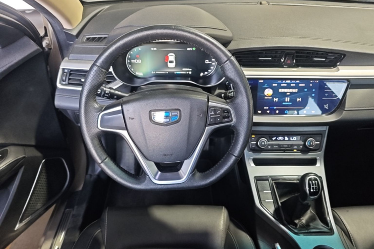 GEELY Emgrand 2018 car image #11