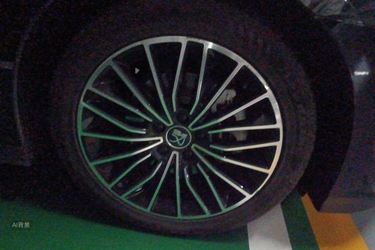 BYD Han 2023 car image #9